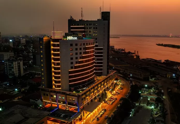 Élections en RDC: un expert électoral belge se jette du 12e étage de son hôtel